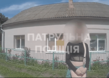 Водійка в стані наркотичного сп’яніння тікала від тернопільських патрульних (Відео)