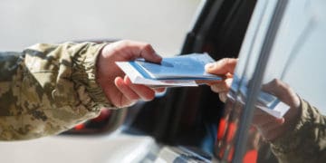 Житель Тернопільщини заплатив великі гроші за “виїзд за кордон”, але його не випустили