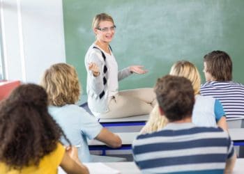 Назвали освітні заклади на Тернопільщині, де навчатимуться офлайн