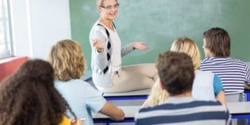 Назвали освітні заклади на Тернопільщині, де навчатимуться офлайн