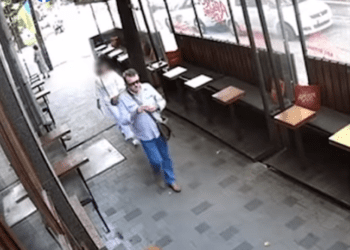 Розшукують чоловіка, який вкрав гаманець у центрі Тернополя