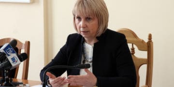 У Тернопільській міськраді відхилили петицію про зняття з посади начальниці управління освіти та науки