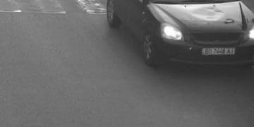 Тернополян просять допомогти розшукати водія, який втік з місця ДТП