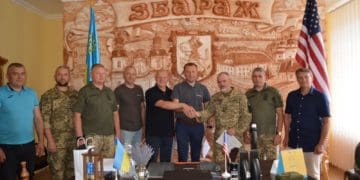 У Збаражі підписали меморандум щоб виготовляти збірні бліндажі для фронту