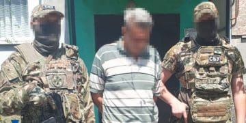 СБУ затримала російського інформатора, який «полював» за позиціями української артилерії під Авдіївкою