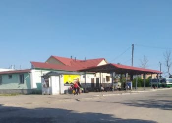 Проблему із занедбаним туалетом у центрі Бережан тимчасово вирішили