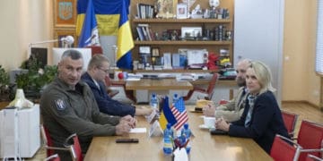 Кличко обговорив питання безпеки та проблеми самоврядування з Послом США