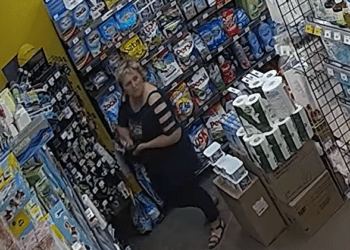 У Тернополі шукають злодійку