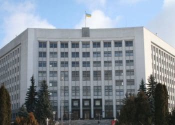 Перший заступник голови Тернопільської облради отримав у 2023 році премій більше, ніж голова