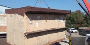 забрали кіоск на Київській