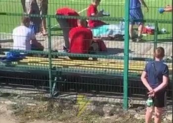 Під час гри у футбол у Тернополі чоловікові стало зле і він помер