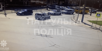 перебігав вулицю