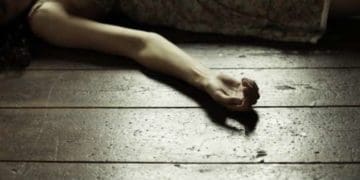 дівчина хотіла вкоротити віку