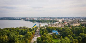 Статус борця за незалежність України у XX столітті