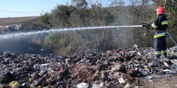 Через пожежу на сміттєзвалищі