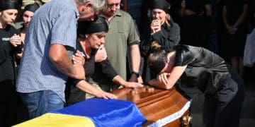 провела в останню путь загиблого воїна Романа Яцкова