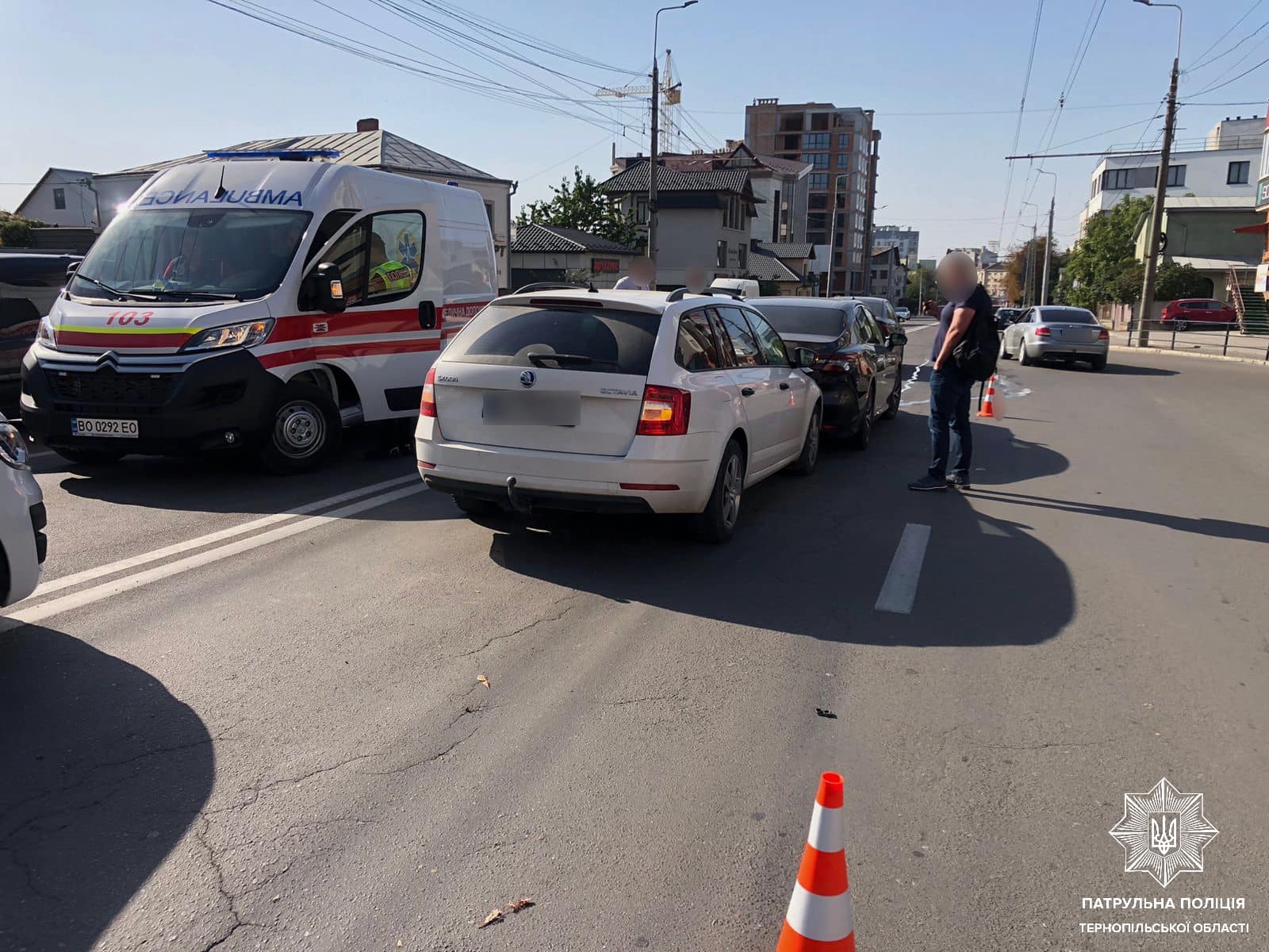 У Тернополі на головній вулиці зіткнулись чотири авто