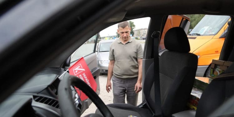 «Українська команда» разом з волонтерами центру «Ольвія» відправили автомобіль та продукти на передову