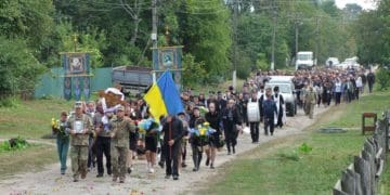 Провели в останню путь Леоніда Навроцького