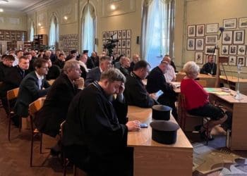 “Почаївська лавра мусить бути українською”: в Кременці відбулася наукова конференція