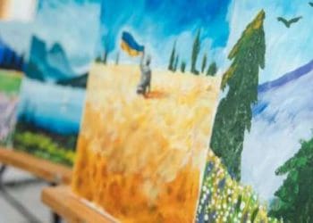 У ЗУНУ відбулося відкриття виставки картин, написаних пораненими бійцями ЗСУ