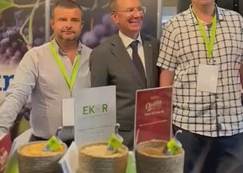 Президент Латвії ознайомився із продукцією компанії "Опілля"