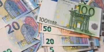 Тернопільський суд конфіскував у жінки куплену валюту