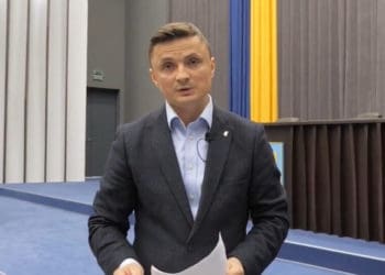 Голова Тернопільської облради не проводитиме сесію раніше листопада