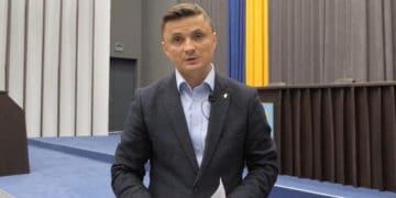 Голова Тернопільської облради не проводитиме сесію раніше листопада