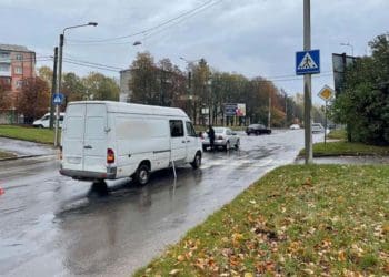 Під колеса буса потрапила дитина, яка переходила дорогу у Тернополі