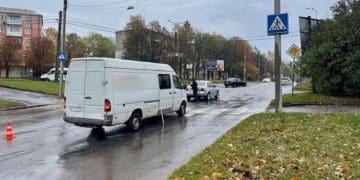 Під колеса буса потрапила дитина, яка переходила дорогу у Тернополі