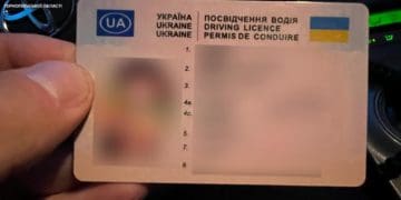 Водійку із ймовірно підробленим посвідченням зупинили на дорозі Тернoпіль — Львів