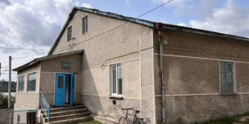 На стіні колишньої в’язниці НКВС у Залізцях знайшли написи затриманих упівців