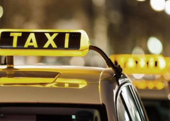 За порушення комендантської години покарали таксистів на Тернопільщині