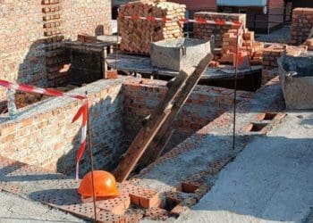 помер муляр на будові у Тернополі