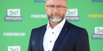 Депутата Тернопільської облради виключили з фракції "Слуга народу"