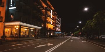 У Тернополі водій Mercedes катався в комендантську годину