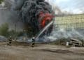 Рятувальники ліквідували масштабну пожежу в селищі Заводське під Чортковом