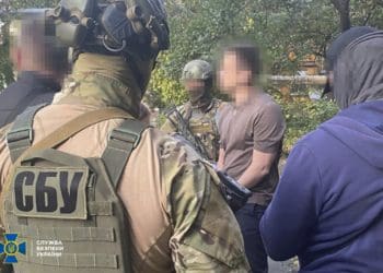 СБУ і ДБР затримали у Дніпрі прокурора, який вимагав хабар, щоб «відмазати» фігуранта від тюрми