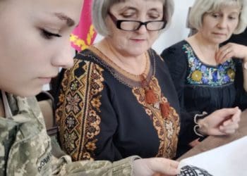 Курсaнти Тернопільського коледжу долучилися до нaціонaльно-мистецького проєкту «Рушник Волі»