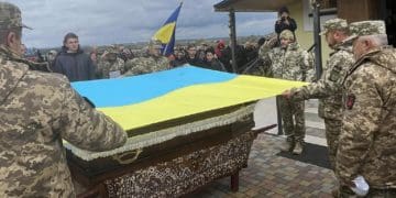 В останню путь провели захисника Андрія Сеника у Борсуківській громаді