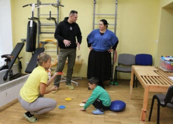 Власник телеграм-пабліку “Труха Україна” привіз подарунки тернопільським дітям