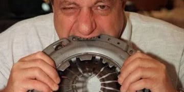 Топ-10 людей із дивними харчовими звичками