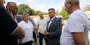 «Українська команда» Тернопілля передала продукти та матраци чотирьом медзакладам краю