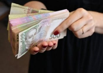 Замість додаткового прибутку власні гроші втратила жителька Теребовлі