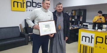 Тернопільський підприємець і волонтер отримав грамоту від Головнокомандувача ЗСУ