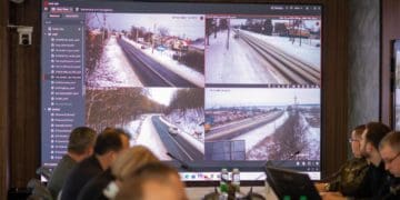 Через погіршення погоди громади Тернопільщини залучають снігоочисну техніку