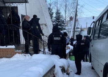 представники упц (мп) покинули Миколаївський собор у Кременці