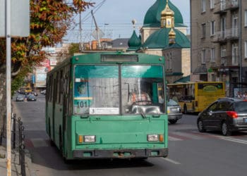 Частково обмежили рух на вулиці Шептицького у Тернополі