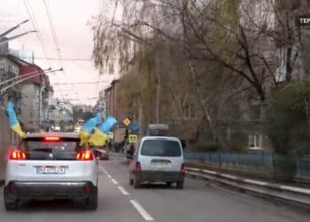 До проблеми недостатнього фінансування ЗСУ тернополяни привертали увагу автопробігом